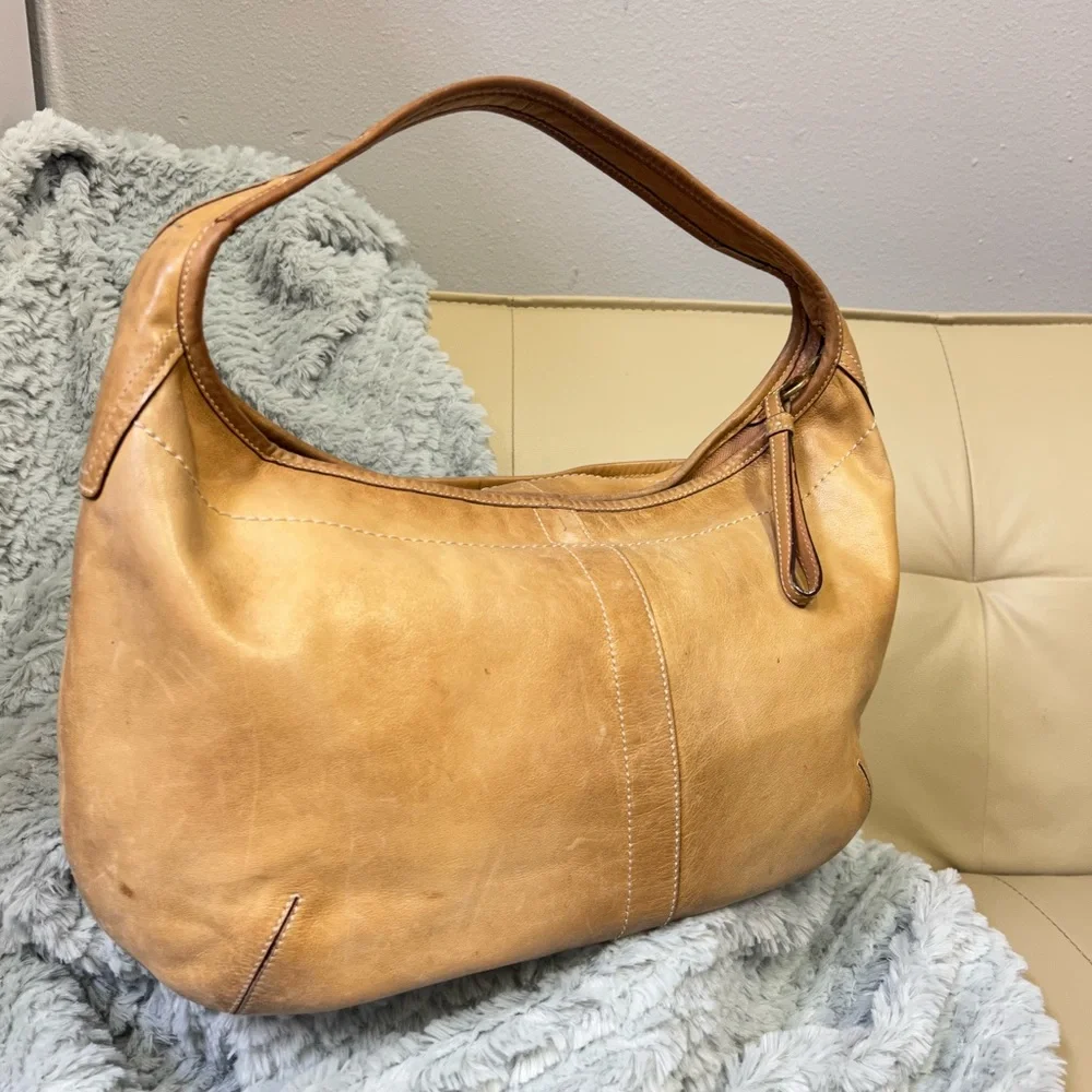 Coach Tan Leather Hobo Shoulder Bag with Gold Turnlock